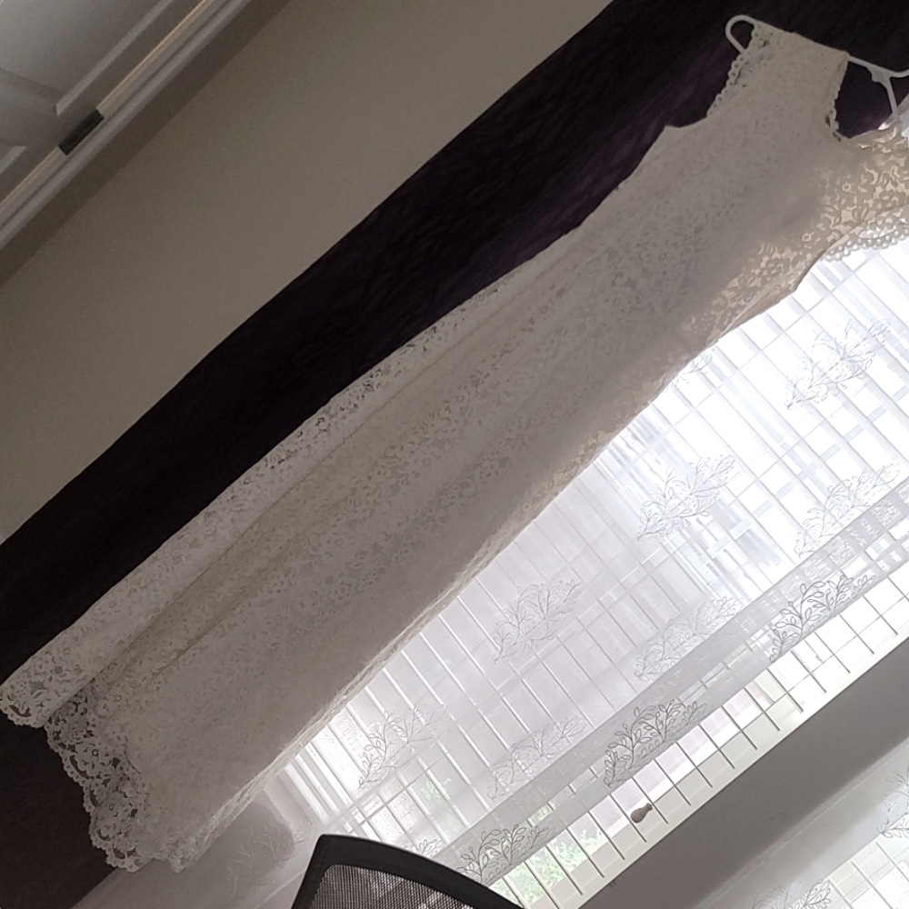Cream bride dress